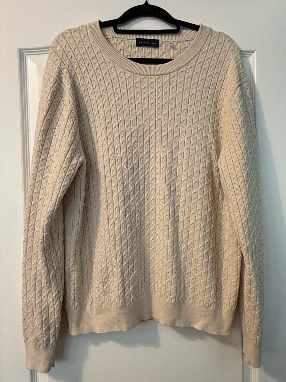 Elie Tahari Cream Ribbed Pattern Sweater